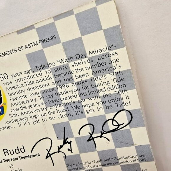 Vintage 1996 Nascar 1:64 Die Cast Racecar Tide Ricky Rudd Car Racing Champions - Picture 4 of 15